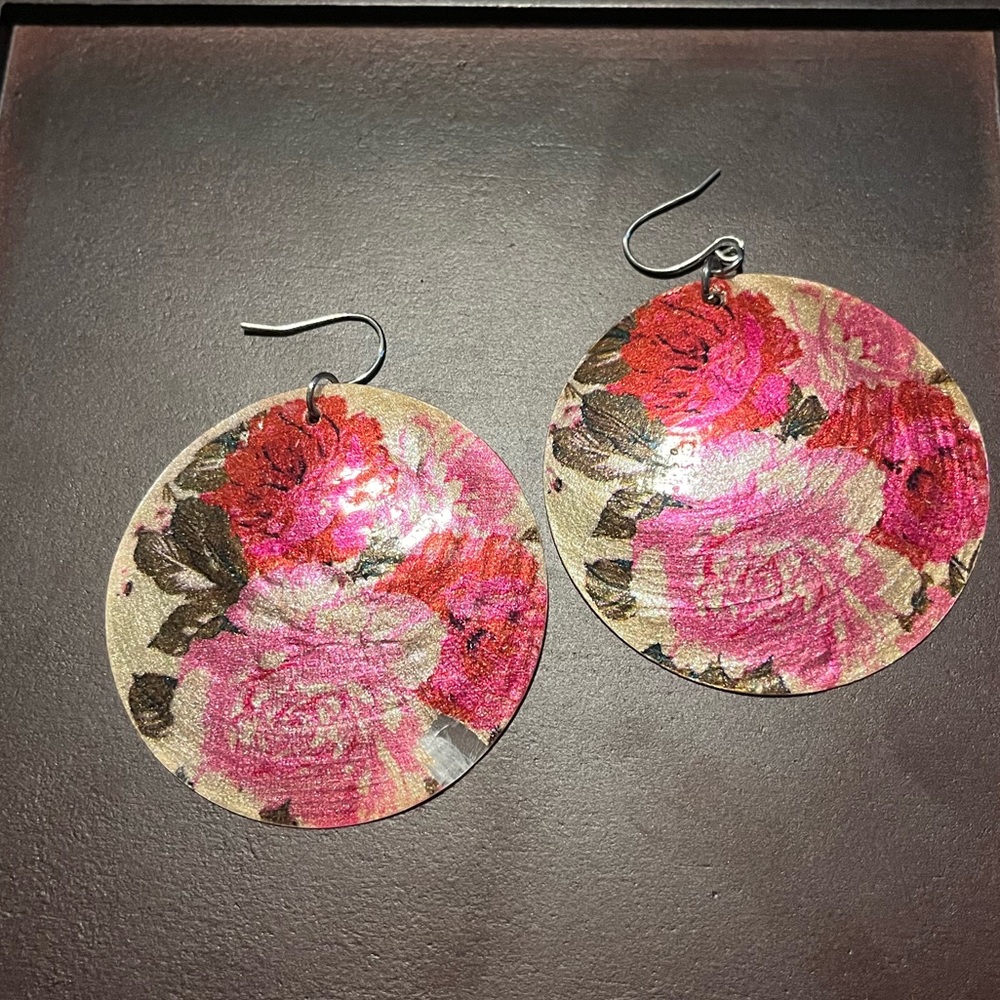 Flower earrings